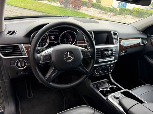 Used 2013 Mercedes-Benz ML 350 4MATIC image 10