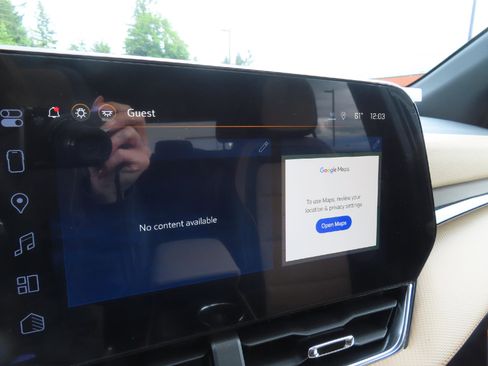 New 2025 Chevrolet Equinox ACTIV w/ Safety and Technology Package image 26