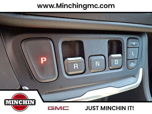 Certified 2021 GMC Terrain SLE w/ Driver Convenience Package AWD/4WD image 15