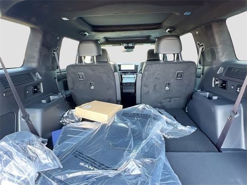 New 2025 Hyundai Santa Fe Calligraphy image 28