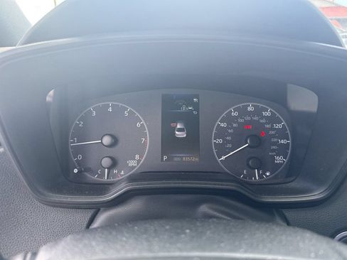 Used 2023 Toyota Corolla SE FWD image 6