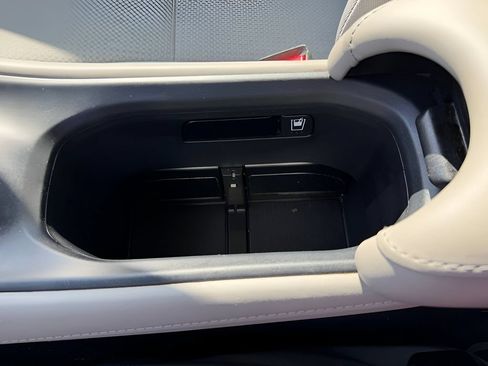 Used 2022 Honda HR-V LX image 28