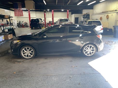 Used 2012 MAZDA MAZDA3 Touring image 2