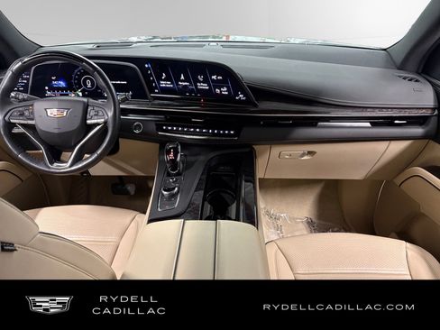 Certified 2023 Cadillac Escalade ESV Premium Luxury AWD/4WD image 12