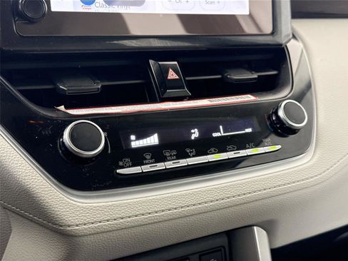 Certified 2024 Toyota Corolla Cross L FWD image 23