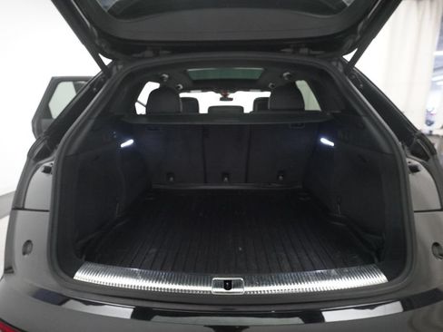 Used 2018 Audi SQ5 Premium Plus w/ S Sport Package AWD/4WD image 10