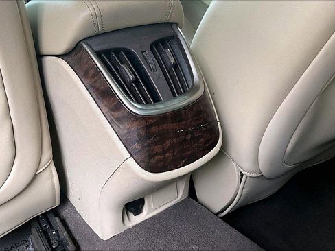 Used 2016 Buick LaCrosse Leather FWD image 10