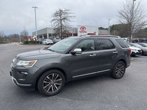 Used 2018 Ford Explorer Platinum image 1