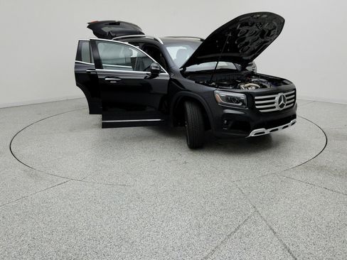 Certified 2024 Mercedes-Benz GLB 250 image 10