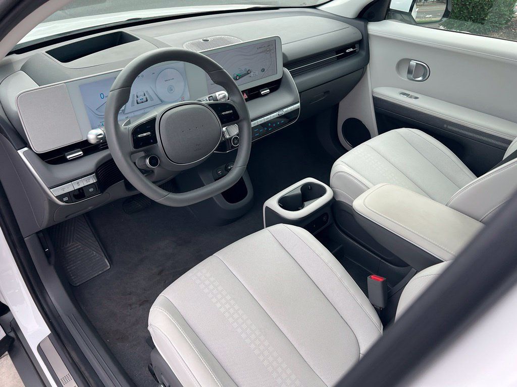 Certified 2024 Hyundai Ioniq 5 Limited AWD/4WD image 15