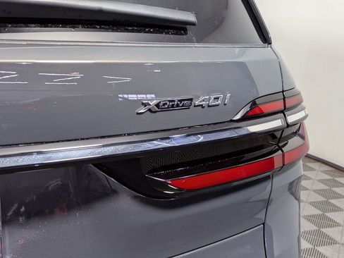 New 2026 BMW X7 xDrive40i image 7