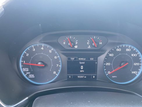 Used 2020 Chevrolet Equinox LS image 13