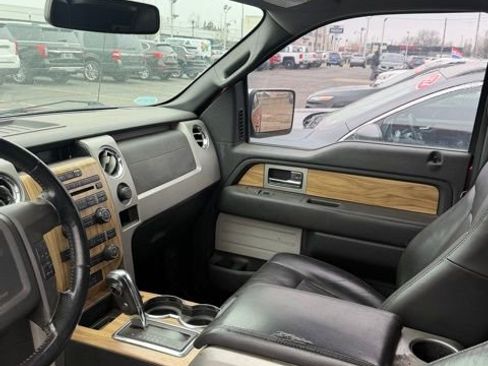 Used 2011 Ford F150 Lariat w/ Lariat Chrome Pkg image 6
