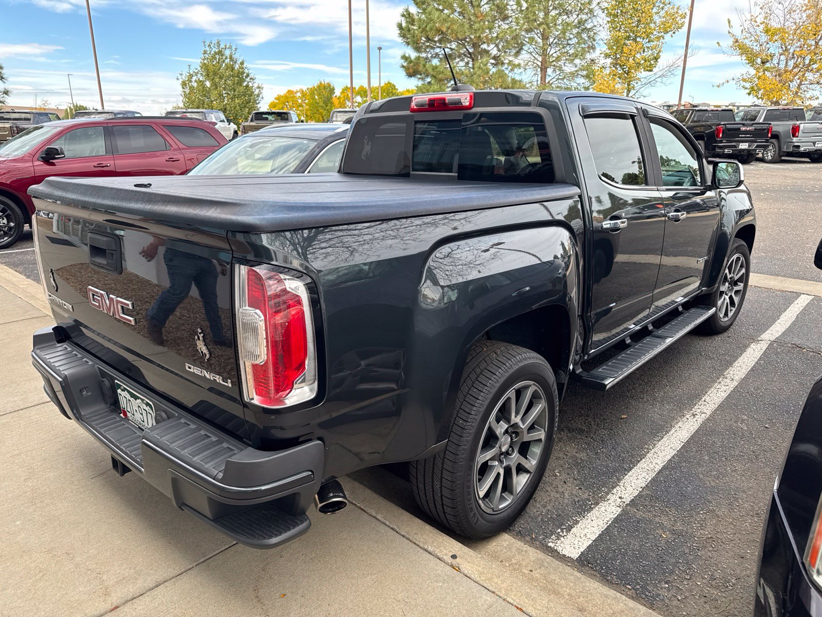 Used 2018 GMC Canyon Denali AWD/4WD image 2