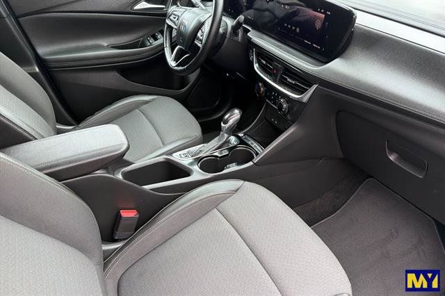 Used 2024 Buick Encore GX Preferred FWD image 19