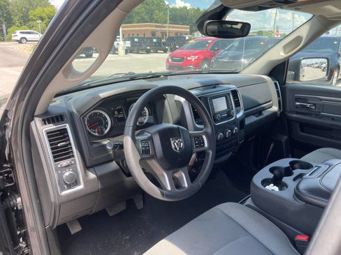 Used 2023 RAM 1500 Classic SLT AWD/4WD image 11