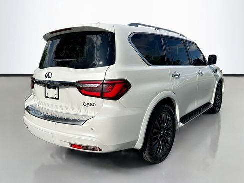 Used 2024 INFINITI QX80 Premium Select w/ All-Season Package AWD/4WD image 7