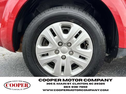 Used 2020 Dodge Journey SE image 17