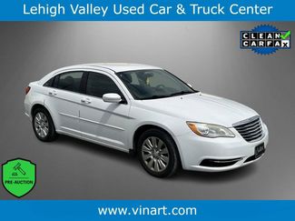 Used 2014 Chrysler 200 LX FWD video 1