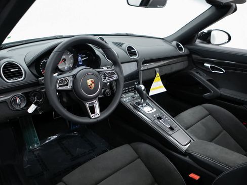 New 2025 Porsche 718 Boxster GTS image 4