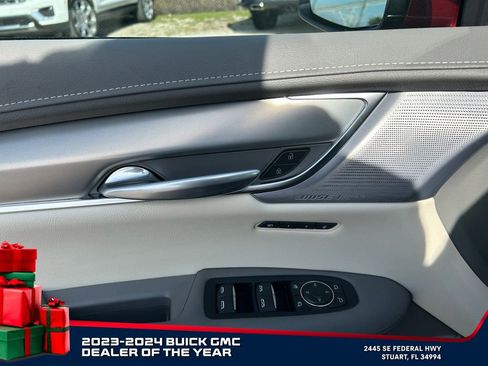 Used 2025 Cadillac XT5 Premium Luxury image 22