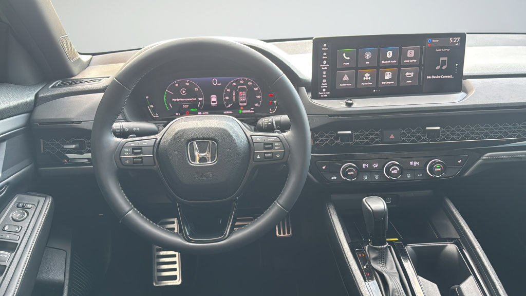 Used 2025 Honda Accord Sport image 12