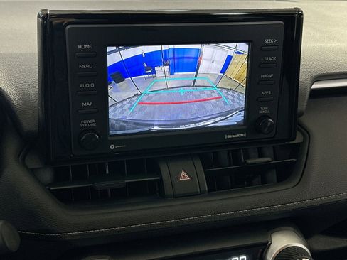 Used 2020 Toyota RAV4 LE image 25