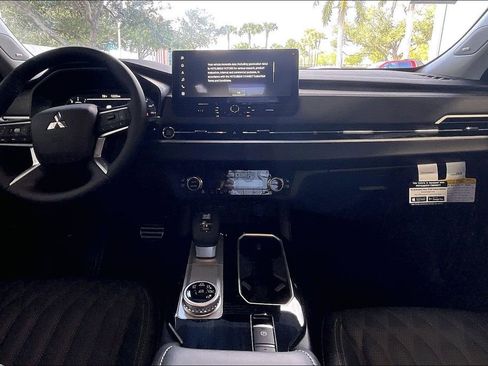 New 2026 Mitsubishi Outlander SEL FWD image 5