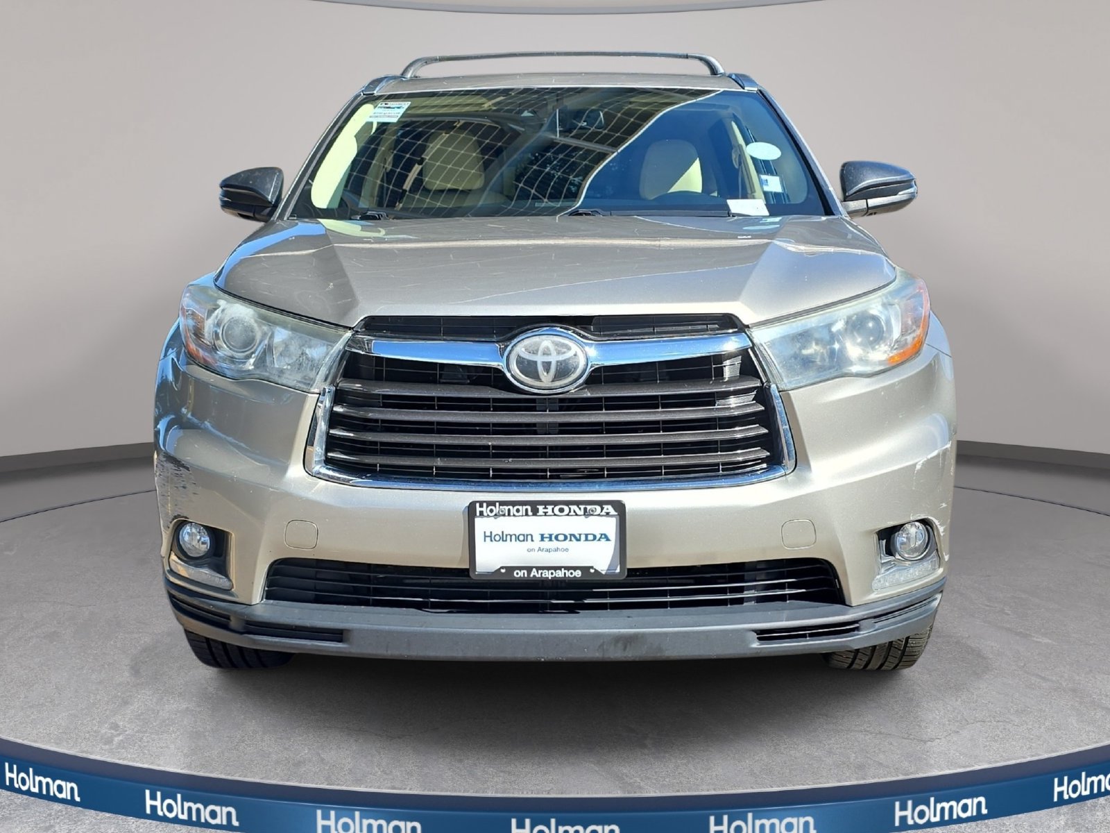 Used 2015 Toyota Highlander Limited w/ Driver Technology Package AWD/4WD image 3
