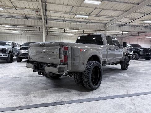 Used 2026 Ford F450 Platinum w/ Platinum Plus Package AWD/4WD image 3