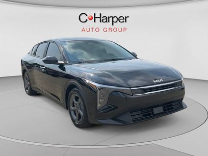 Certified 2025 Kia K4