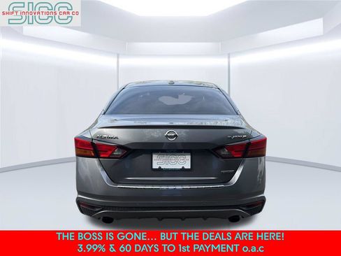 Used 2020 Nissan Altima 2.0 Platinum FWD image 5
