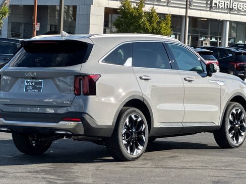 New 2026 Kia Sorento EX image 4