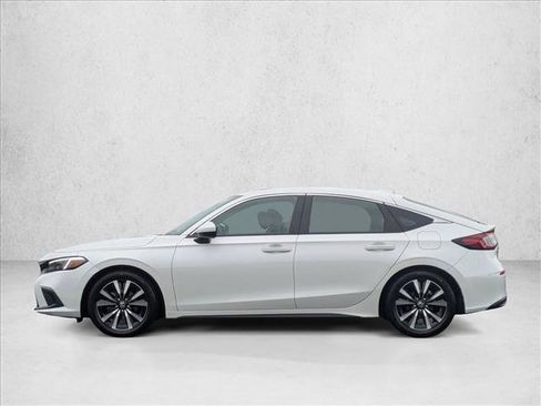 Certified 2024 Honda Civic EX-L image 9