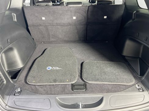 Used 2022 Jeep Grand Cherokee Laredo X image 26