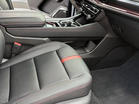 New 2026 Chevrolet Traverse RS image 5