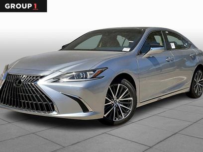 New 2025 Lexus ES 350 w/ Premium Package