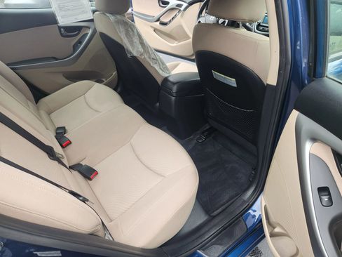 Used 2014 Hyundai Elantra SE w/ Option Group 02 image 18