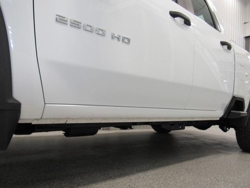 Used 2020 Chevrolet Silverado 2500 W/T w/ WT Safety Package AWD/4WD image 17