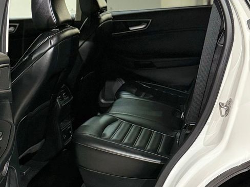 Used 2022 Ford Edge SEL w/ Convenience Package image 38