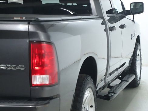 Used 2017 RAM 1500 Express w/ Express Value Package image 44