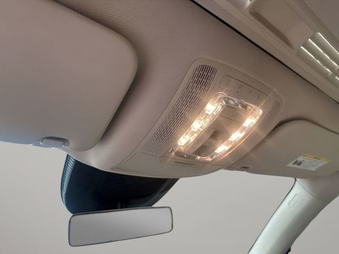 Used 2021 Mercedes-Benz GLE 350 4MATIC image 39