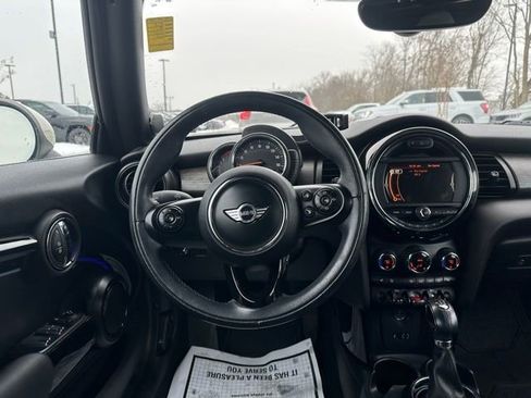 Used 2016 MINI Cooper Convertible image 19