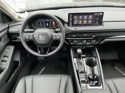 Used 2025 Honda Accord EX-L image 11