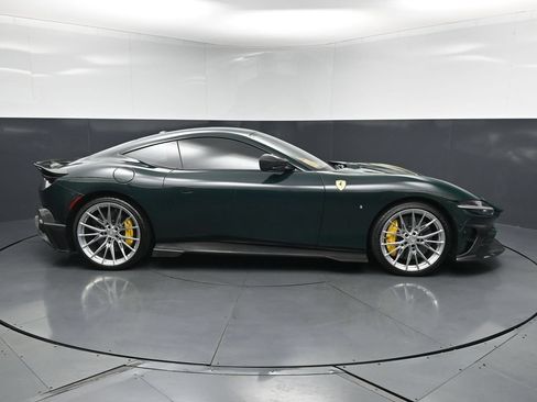 Used 2021 Ferrari Roma RWD image 11