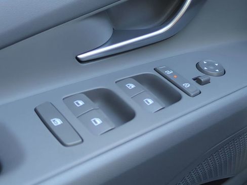 New 2026 Hyundai Elantra SEL Sport image 28