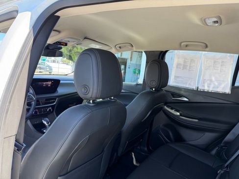 Used 2024 Buick Encore GX Sport Touring w/ Comfort Package image 17