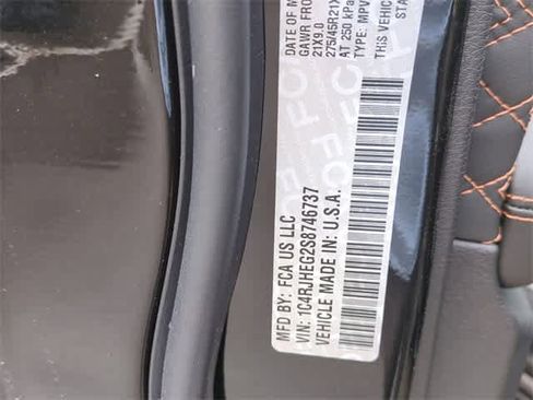 New 2025 Jeep Grand Cherokee Summit w/ Obsidian Package image 38