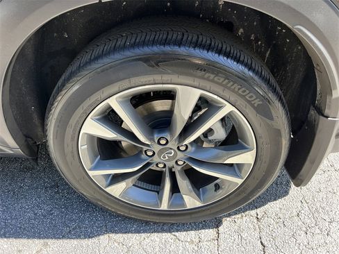 Used 2025 INFINITI QX60 Luxe w/ Cargo Package image 16