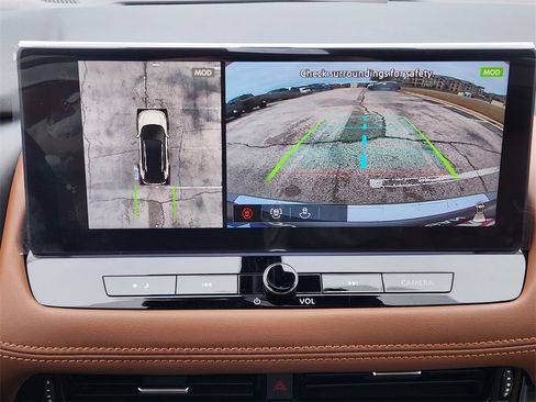 New 2026 Nissan Rogue Platinum image 13